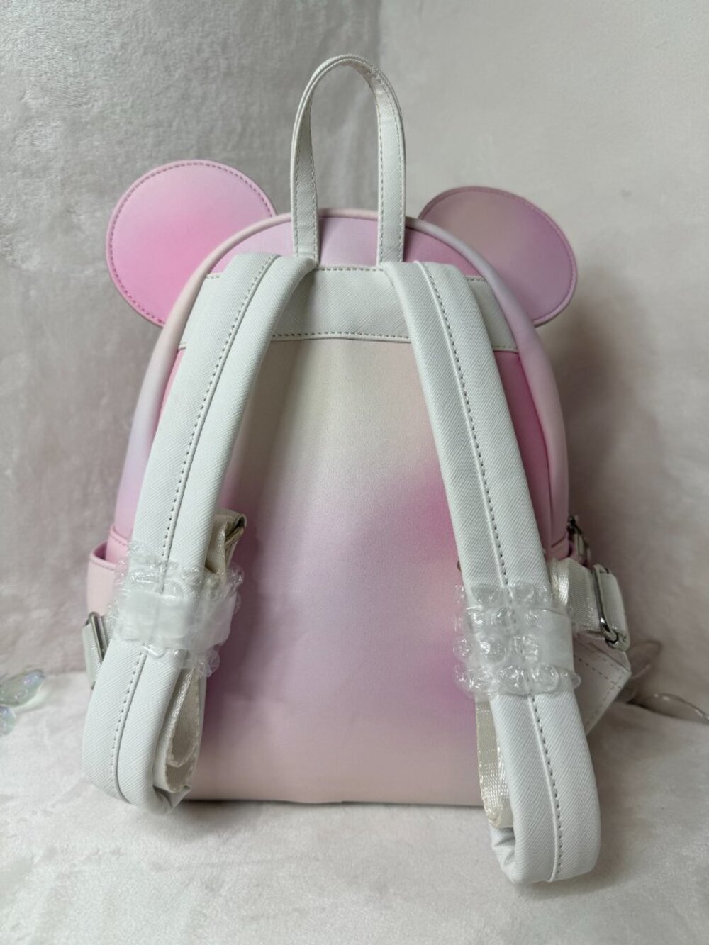 Loungefly Minnie Mouse Classic Series Mini Backpack – Sakura Pink (Used) - Picture 3 of 7